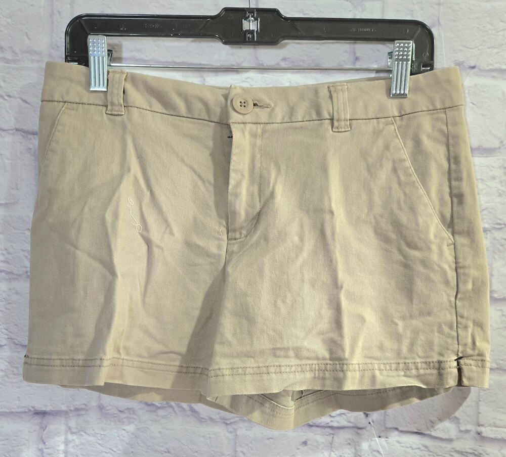BCG Tan Flat Front Chino Women's Shorts 6 Stretch Lightweight